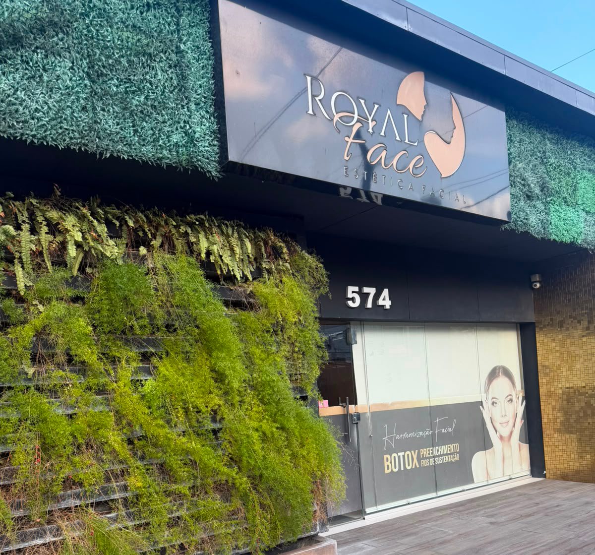 Fachada da Royal Face Estética Facial em João Pessoa
